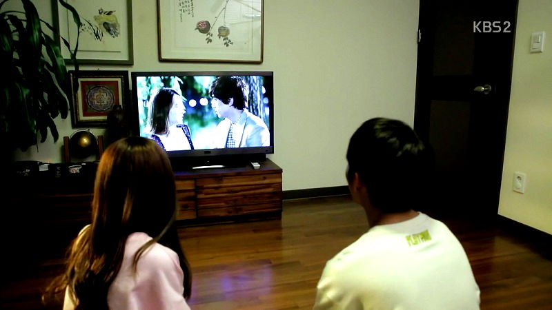 Expert Explains Why Korean Dramas Are So Addictive