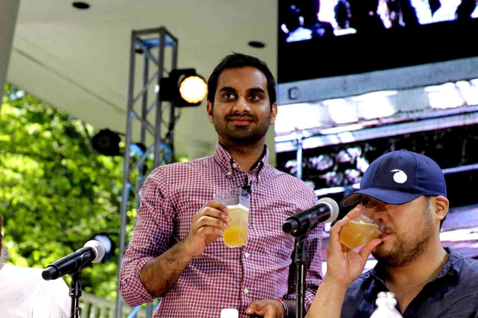 Aziz Ansari Will Be Saturday Night Live’s First South Asian Host