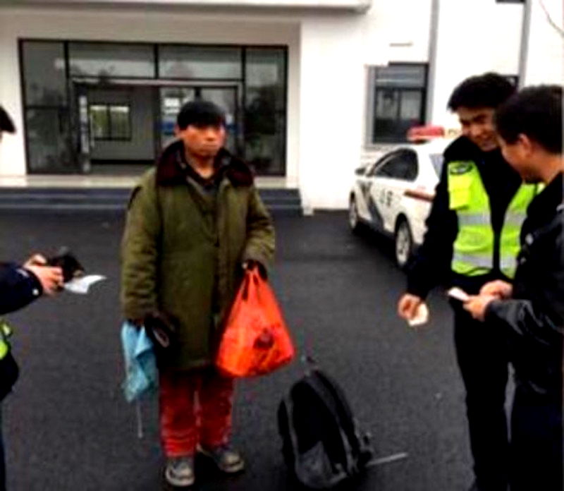 Chinese Man Who’s Spent One Month Biking Home Realizes He’s Been Going the Wrong Way