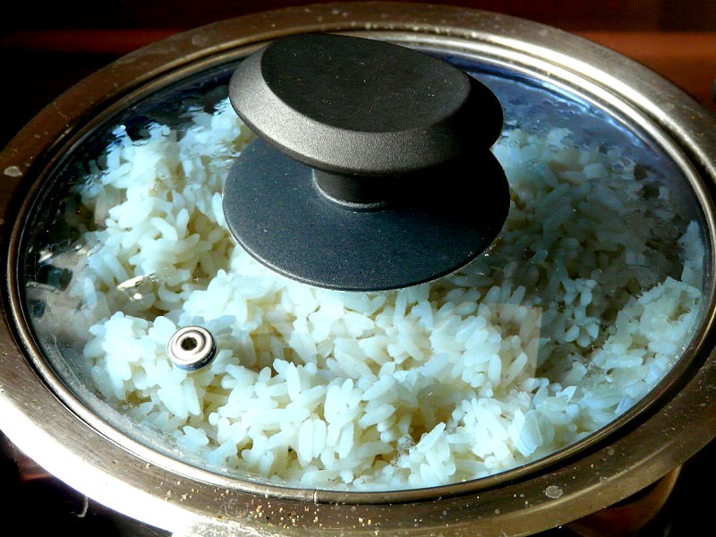 The Most Popular Way of Cooking Rice Could Be Killing You