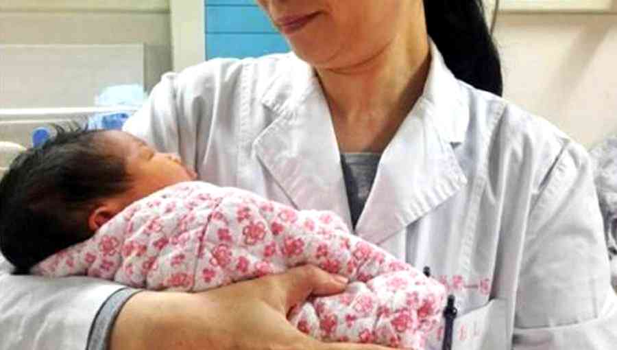 Chinese Mother Gives Birth to Second Child That is Already ’16-Years-Old’