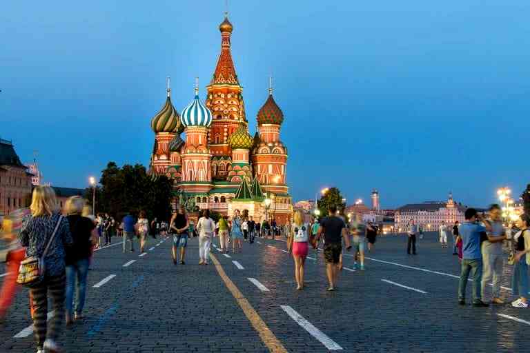Russian Students May Have to Learn Mandarin For College Entrance Exams By 2020