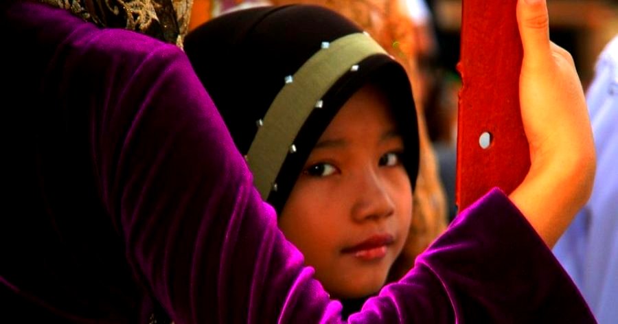 Young Girls’ Genitals are Still Being Mutilated in Indonesia
