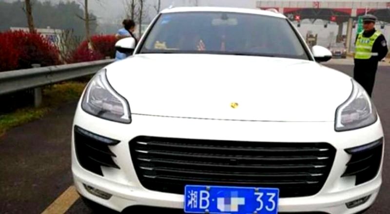 Chinese Driver Fined For Making His Cheap Car Look Like a Porsche