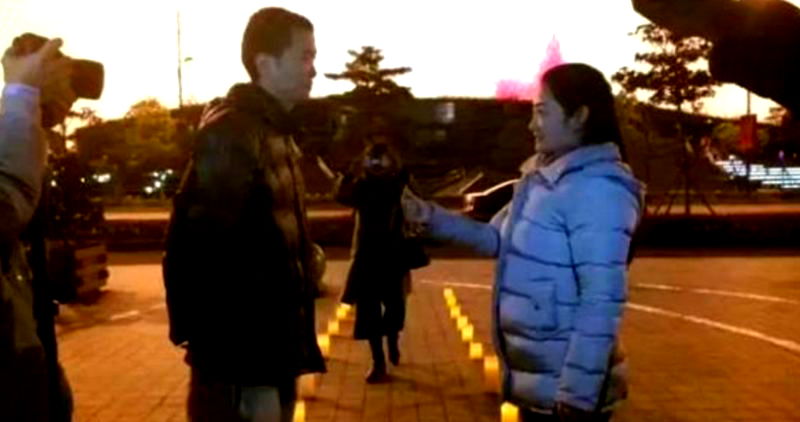 Chinese Woman Spends $1,450 on 900 Taxis to Propose to Boyfriend