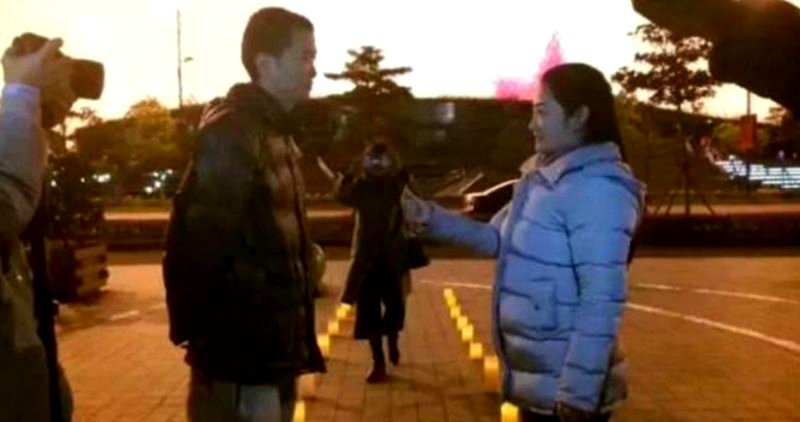 Chinese Woman Spends $1,450 on 900 Taxis to Propose to Boyfriend