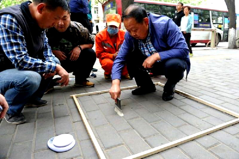 Netizens are Outraged at China’s New Way to Measure How Hard Street Cleaners Work