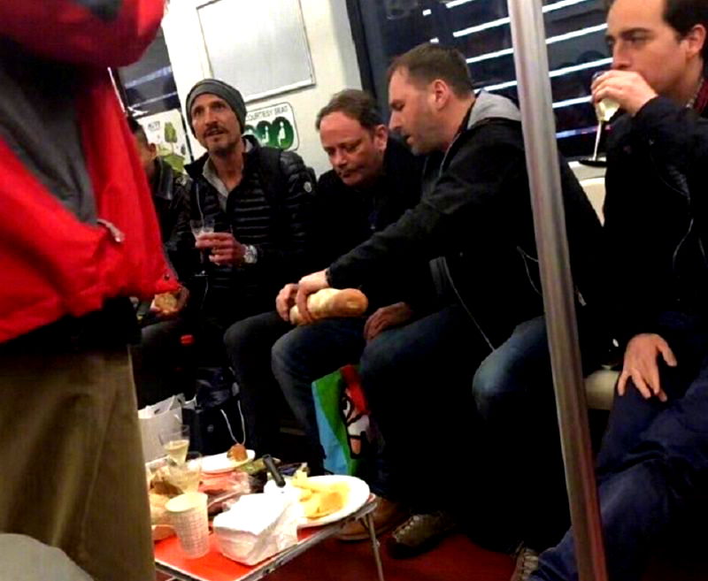 Foreigners Write Letter of Apology After Having Feast on Shanghai Metro