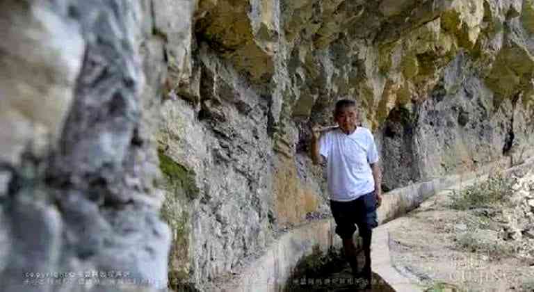 Local Hero Spends 36 Years Digging an Irrigation Channel For His Waterless Village in China
