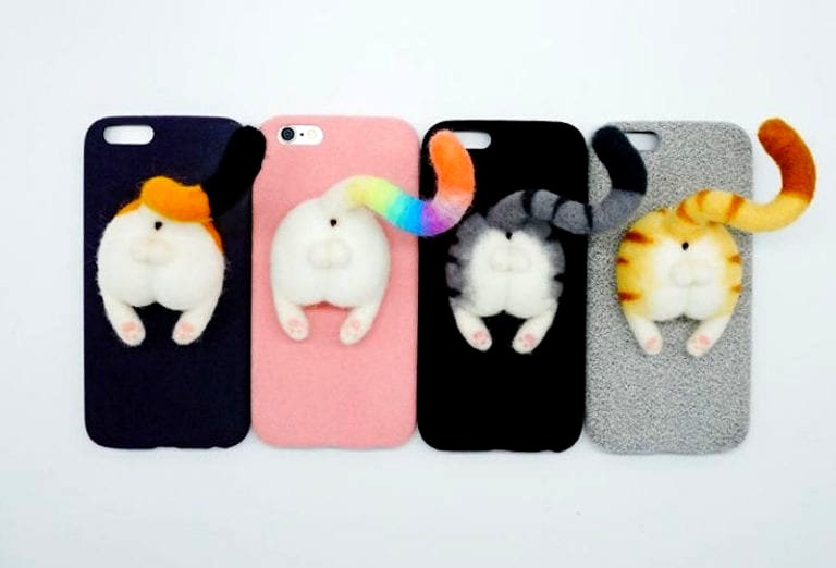Chinese Woman Starts New Trend With Cute Animal Butt Phone Cases