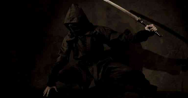 Elderly Ninja Thief Responsible For Over 250 Break-Ins Finally Caught in Japan