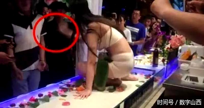 Sushi Model Beats Male Customer for Assaulting Her with Chopsticks