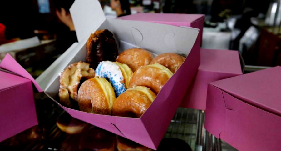 Asian Immigrants Are the Reason Why Doughnut Boxes Are Pink