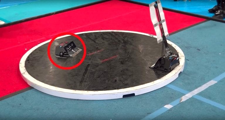 Japanese Sumo Robots Can Wrestle By Themselves and It’s Scary AF