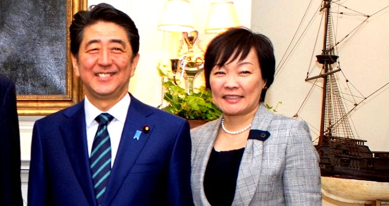 Japan’s First Lady Avoids Talking to Trump By Pretending Not to Know English For 2 Hours