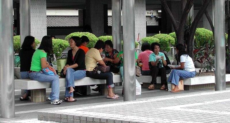 Chinese Netizens Upset They Will Have to Pay Filipino Maids ‘Decent Wages’