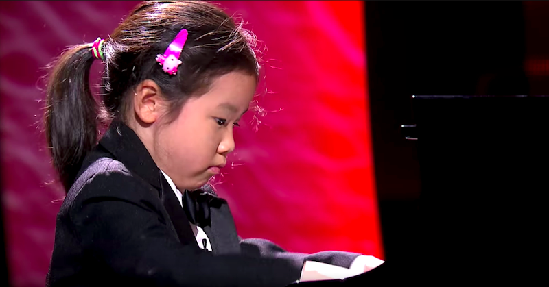 Chinese Piano Prodigy Wows Netizens With Epic Performance on Australian Talent Show