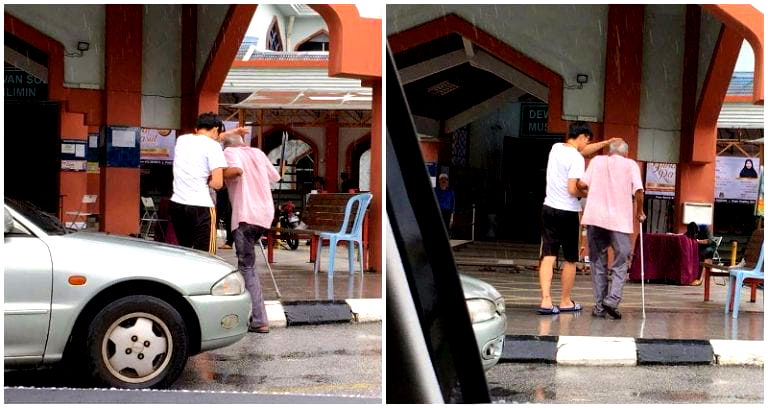 Malaysian Teen Stops to Help Elderly Man Get to Mosque in the Pouring Rain