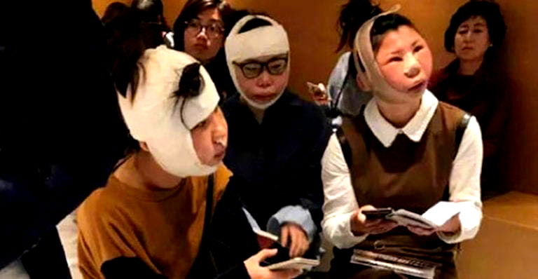 Women Stranded in South Korea Because No One Recognizes Them After Plastic Surgery