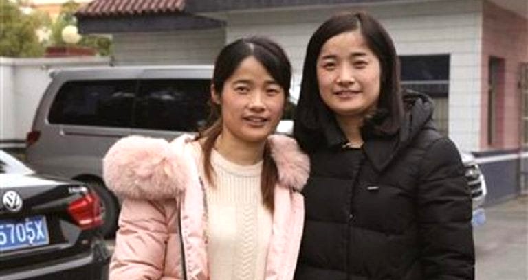 Chinese Twin Sisters Discover Each Other After 26 Years When Police Suspect Identity Fraud