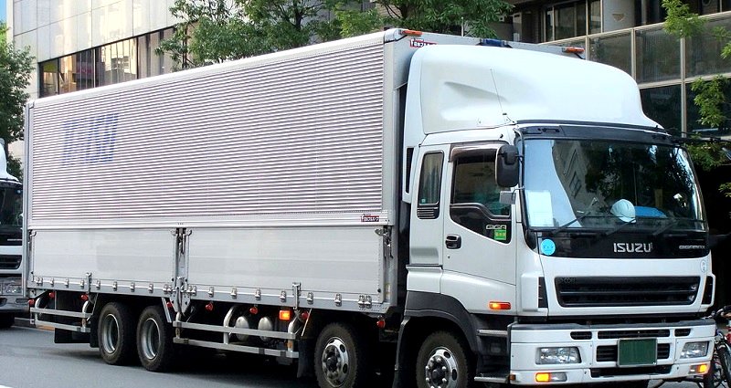 Japanese High School Prodigy Forced to Become Truck Driver Just to Survive