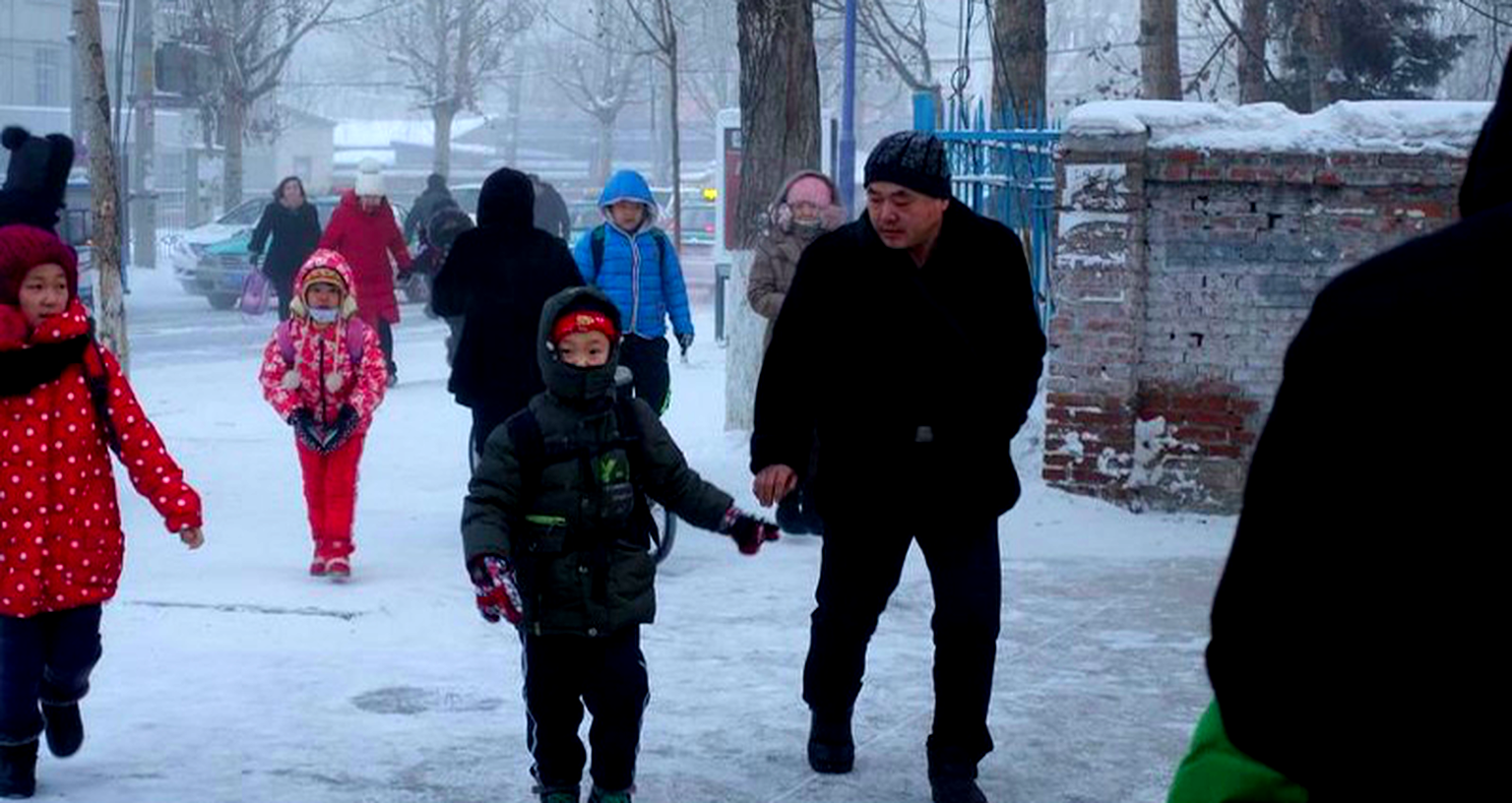 American Kids Stay Home When It Snows While China Keeps Schools Open at -50 Degrees Fahrenheit