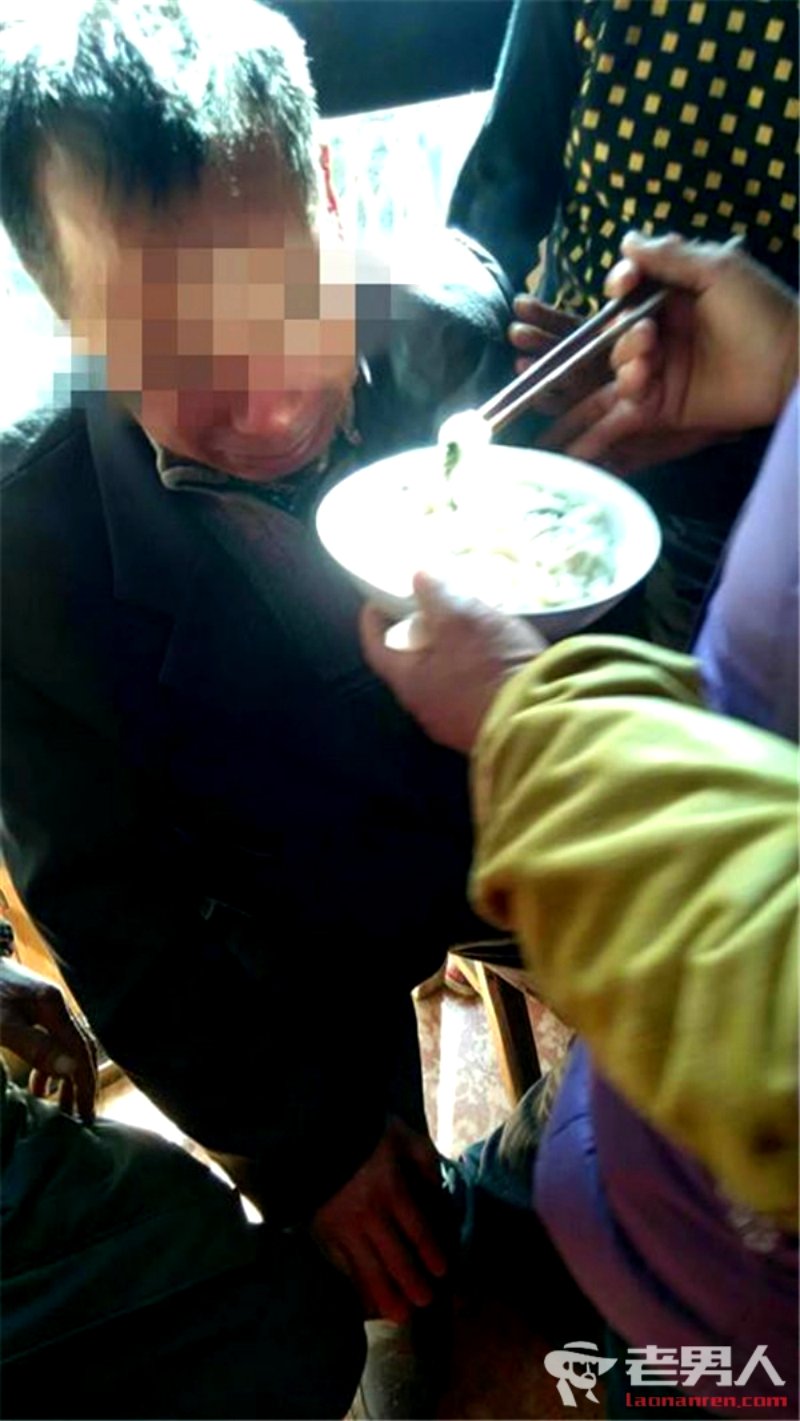 chinese cancer patient drinks pesticide