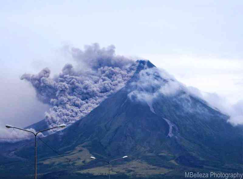 philippines volcano