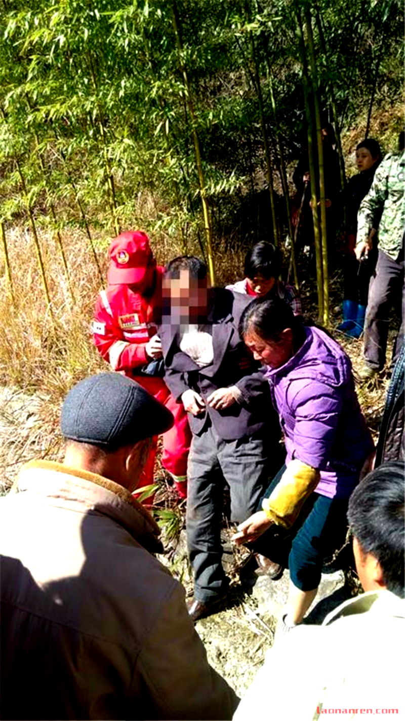 suicidal chinese man reunited with family