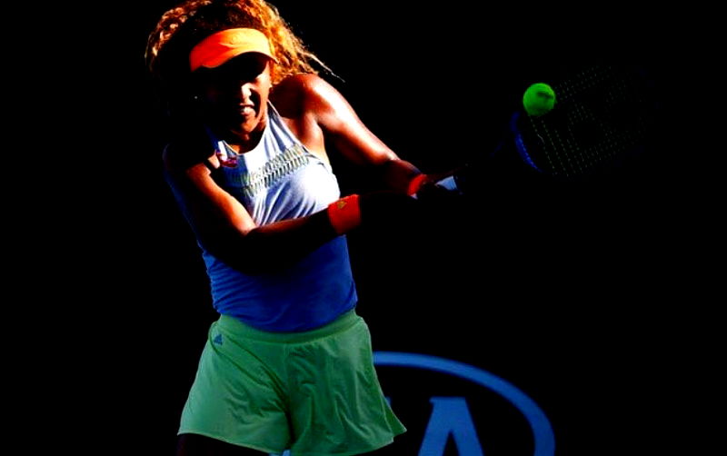 naomi osaka plays tennis