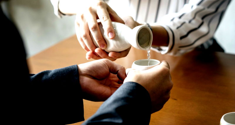 How to Tell If You’re Drinking Good Sake