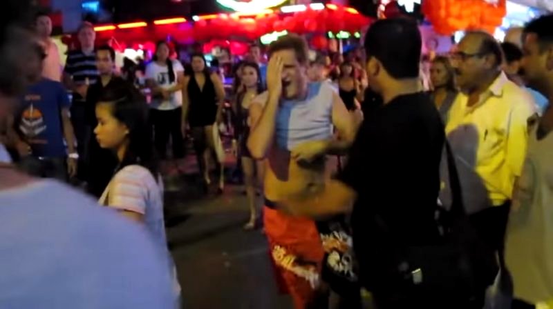 Tourist Gropes Thai Women In Public Learns His Lesson The Hard Way 