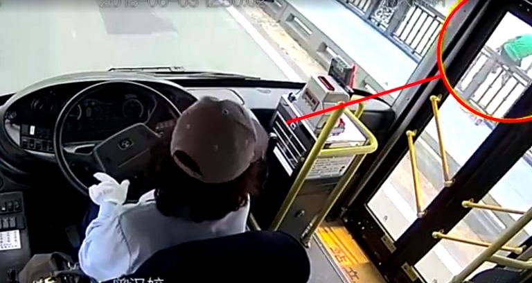 Bus Driver Stops to Save Suicidal Woman From Jumping Off a Bridge