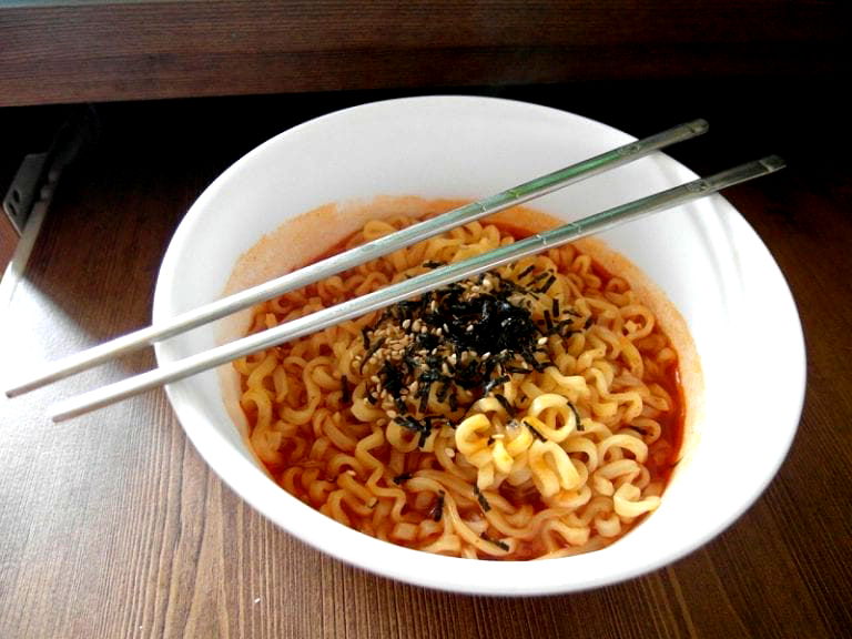 Harvard Study Reveals Just How Much Damage Instant Noodles Do To Your Body