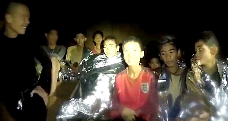 Thailand Celebrates as All 12 Boys and Coach Successfully Rescued From Flooded Cave
