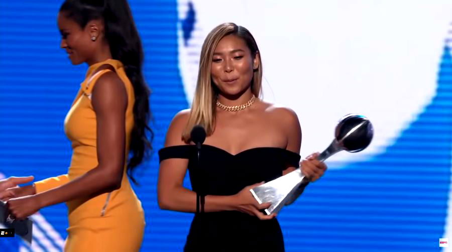 Chloe Kim Wins ‘Best Female Athlete’ at the 2018 ESPYs