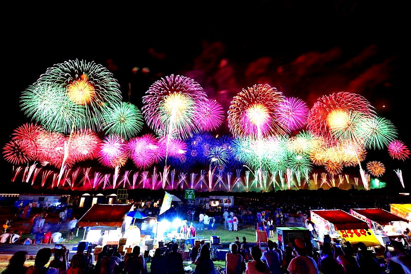 Japan’s 'Firework's Festival' Proves Their Fireworks Game is on a Whole ...