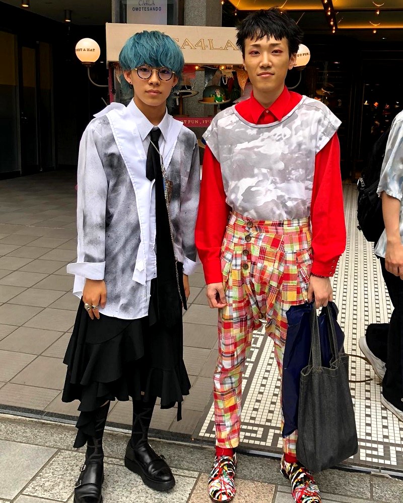 Japanese Teen Shows Off Crazy Unique Style in Tokyo's Famous Fashion ...