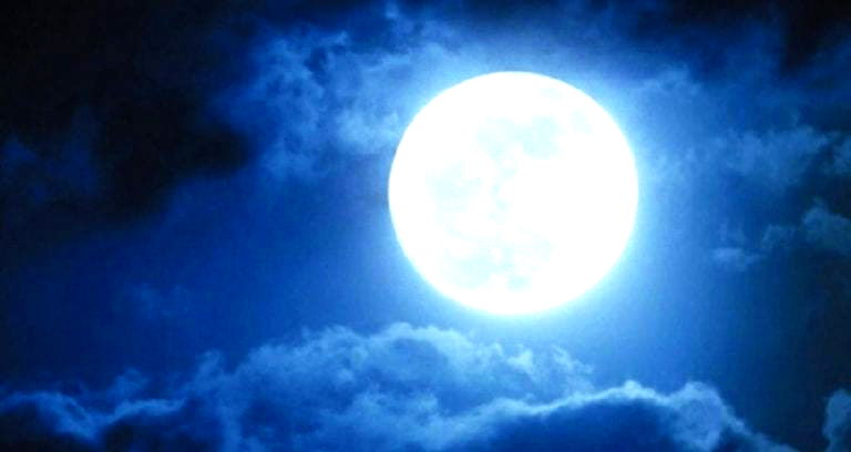 Chinese City Plans to Launch an ‘Artificial Moon’ By 2020 to Help Save Electricity