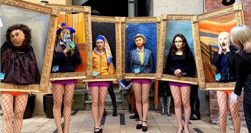 Art Students Dressed Up as Iconic Paintings for Halloween Parade in Japan
