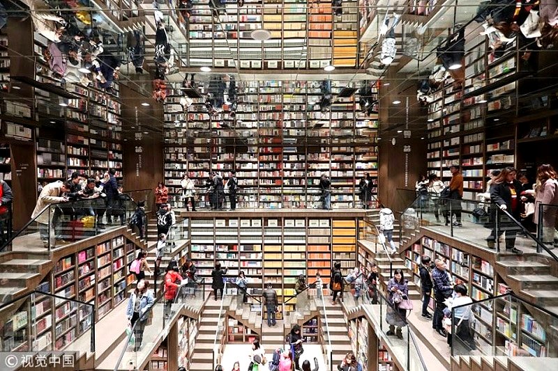 Chongqing, China is welcoming a new store that will surely blow the minds of bookworms.