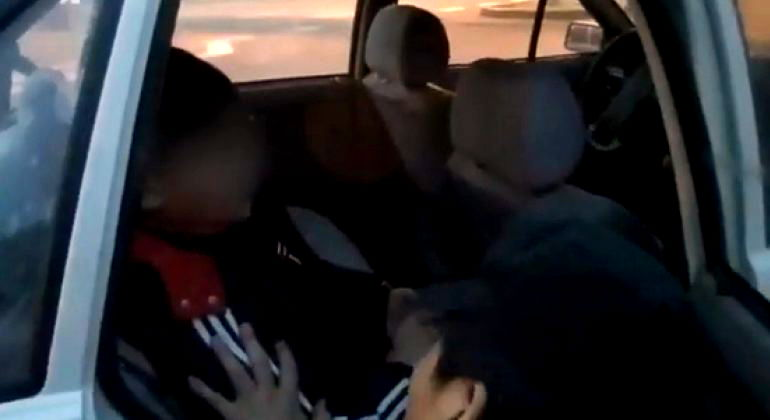 Chinese Mom Beats, Abandons Son on the Street for Not Getting 95% on Exam