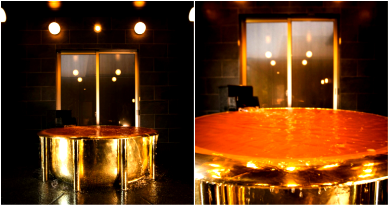 You Can Now Rent a $7 Million Golden Bath Tub for $48 an Hour in Japan