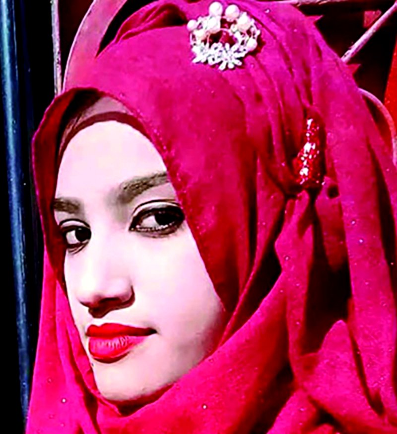 A female student at an Islamic school in Feni, Bangladesh has died days after unidentified individuals set her on fire in apparent retaliation for a sexual harassment report she had made against the school principal.