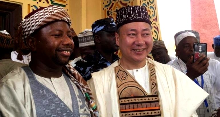 Businessman Becomes the First Chinese Chief In Nigeria