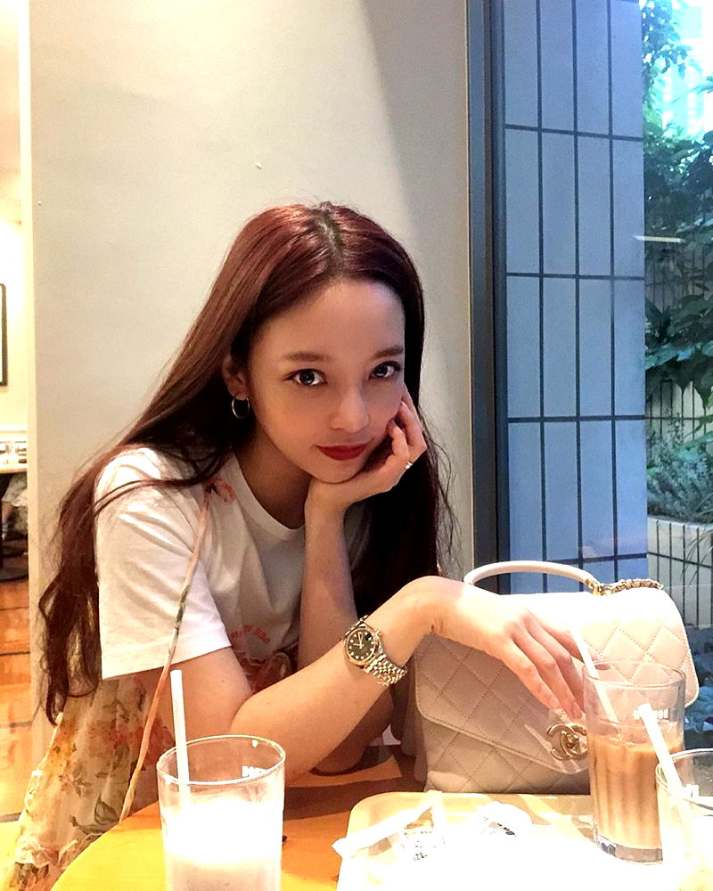 Goo Hara, a South Korean actress and former member of the KARA idol group, has recently released a statement through a representative following a suicide attempt as she recovers from the hospital.