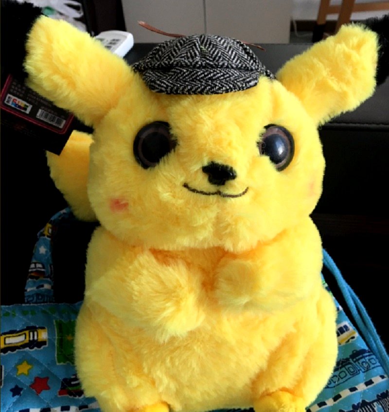 A dedicated Pokémon fan has made her bootleg Chinese Detective Pikachu plushie look nearly as adorable as an authentic one after giving it a full makeover.