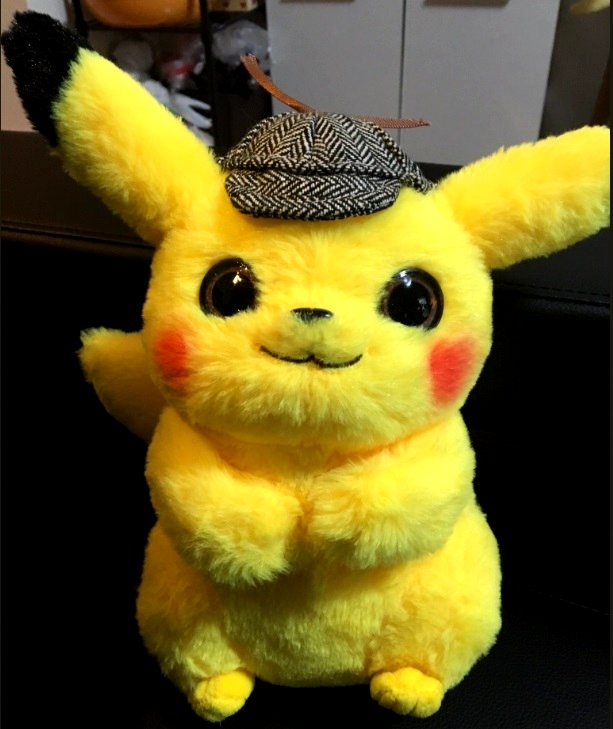 A dedicated Pokémon fan has made her bootleg Chinese Detective Pikachu plushie look nearly as adorable as an authentic one after giving it a full makeover.