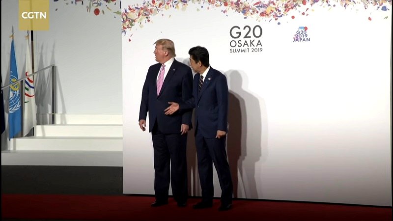 United States President Donald Trump and Japanese Prime Minister Shinzo Abe just shared an awkward encounter while exchanging handshakes in yet another cringeworthy moment.