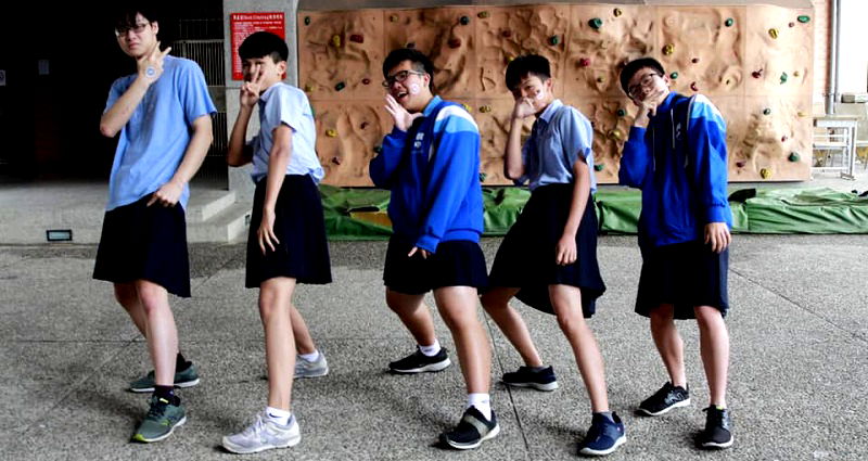 Taiwan High School’s New Dress Code Allows Boys to Wear Skirts